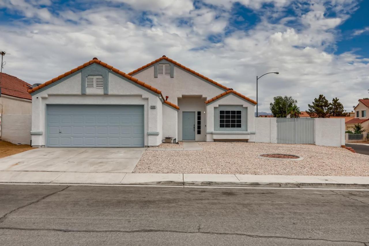 Luxurious House With A Pool, Spa, And Patio, Sleeps 6 Comfortably Las Vegas Kültér fotó
