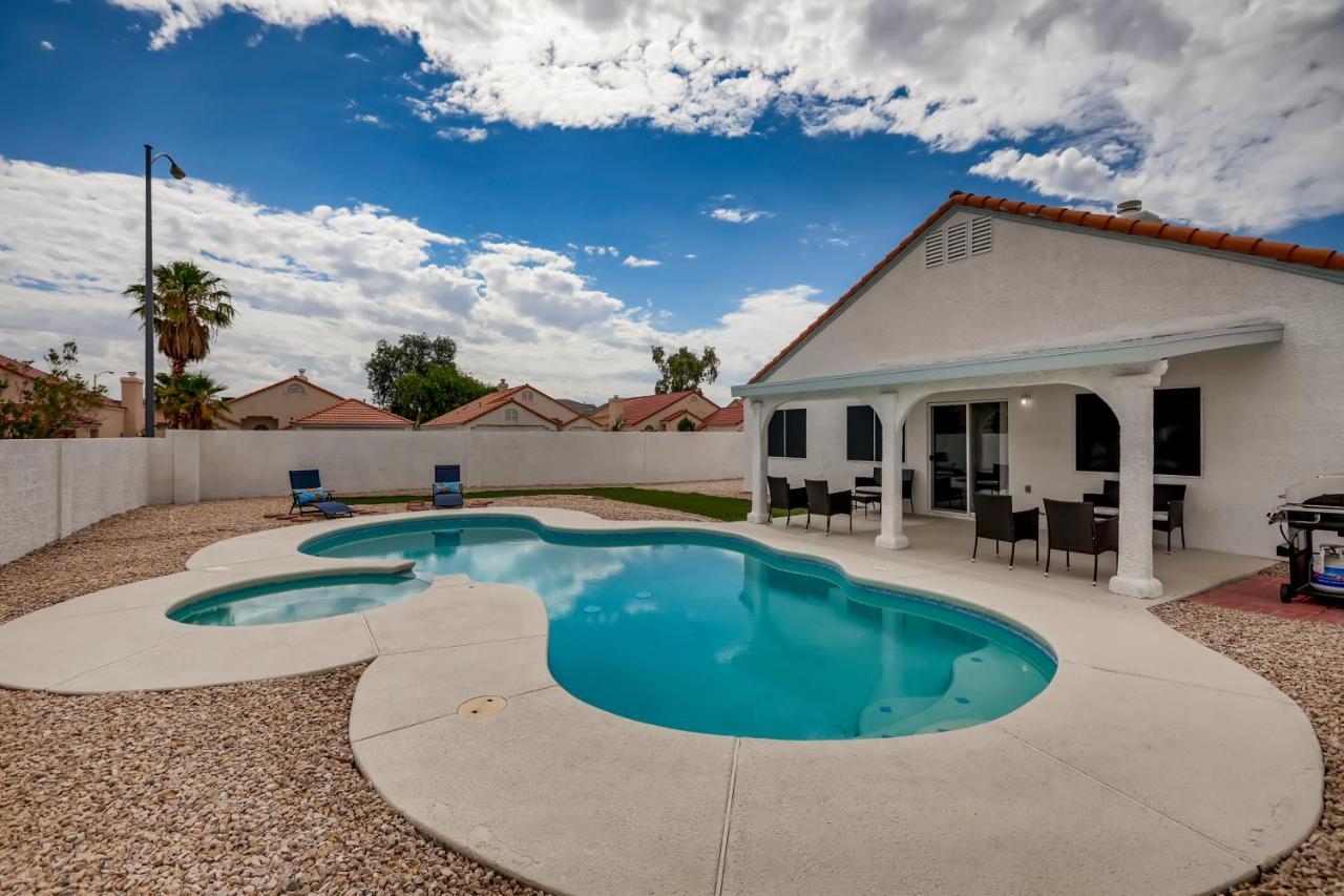 Luxurious House With A Pool, Spa, And Patio, Sleeps 6 Comfortably Las Vegas Kültér fotó
