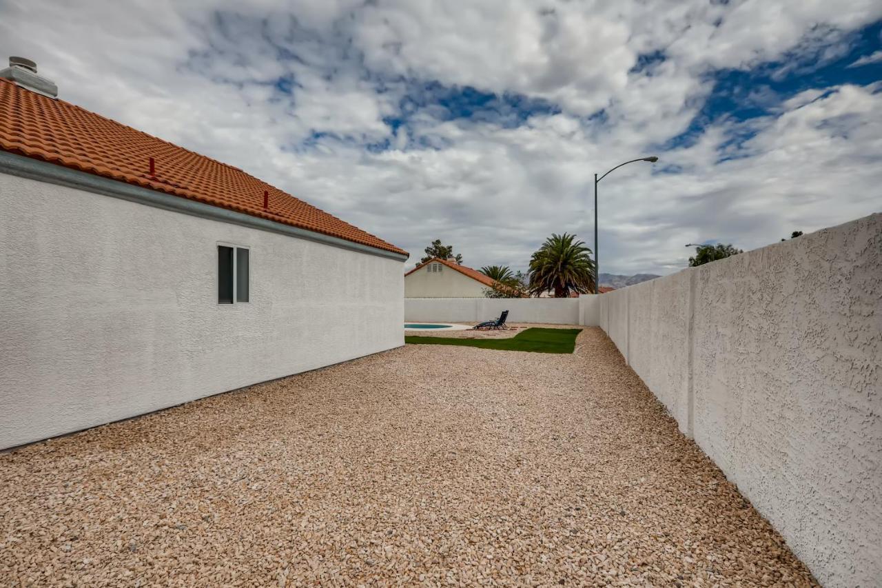 Luxurious House With A Pool, Spa, And Patio, Sleeps 6 Comfortably Las Vegas Kültér fotó